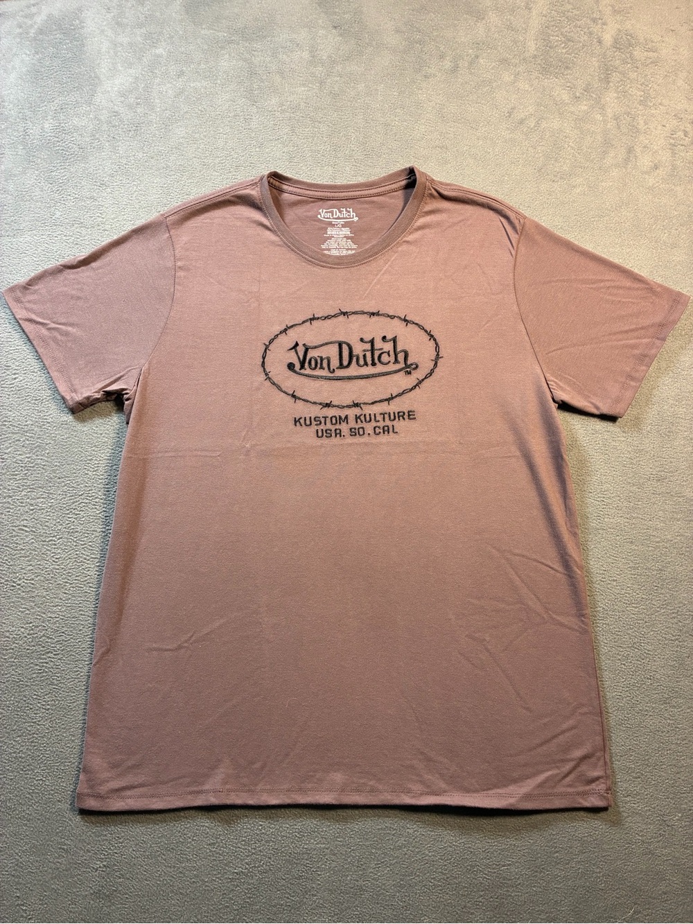 Von Dutch Short-Sleeve Crew Tee in Dusty Rose